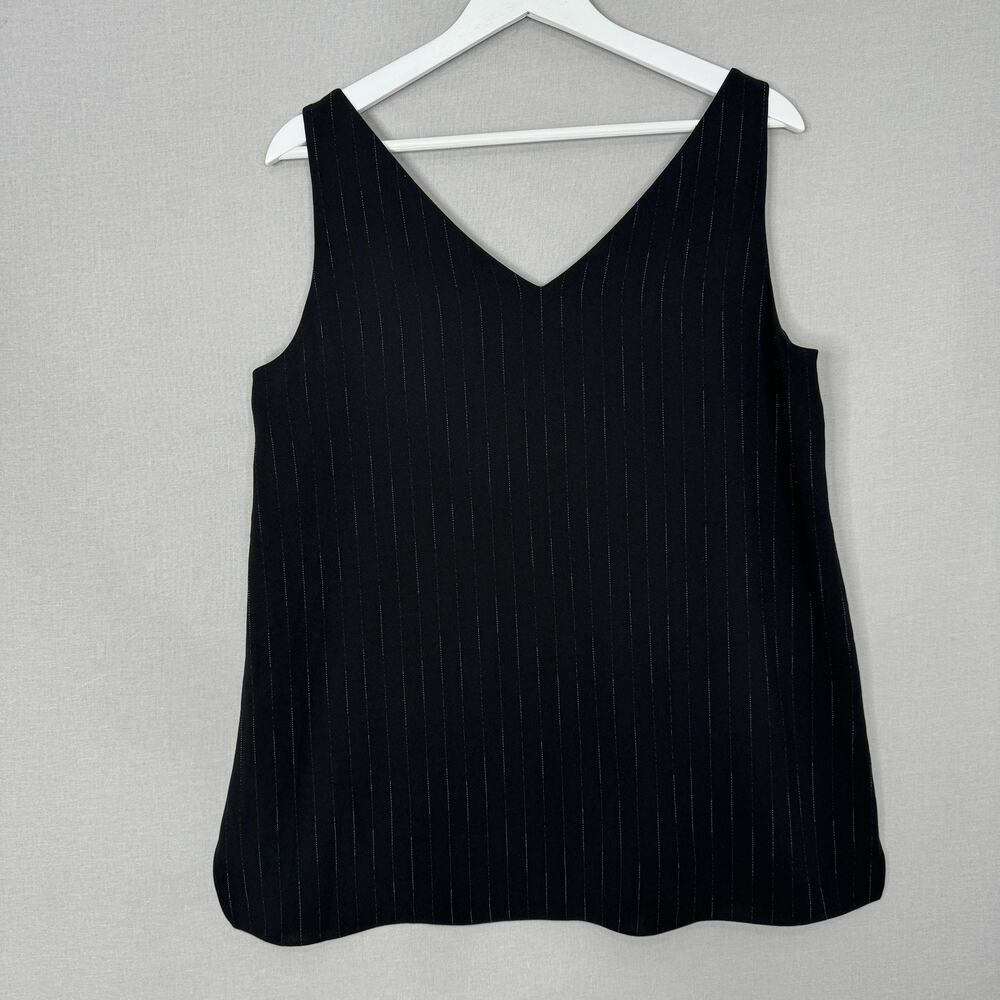 MM.LaFleur Rhonda Top Womens Large Black Pinstripe V Neck Blouse Tank Office - Picture 5 of 12